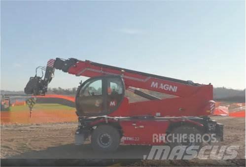 Magni RTH 6.22 伸縮臂操作車