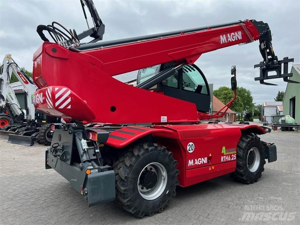 Magni RTH 6.25 伸縮臂操作車