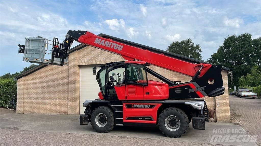 Manitou MRT 2660 伸縮臂操作車