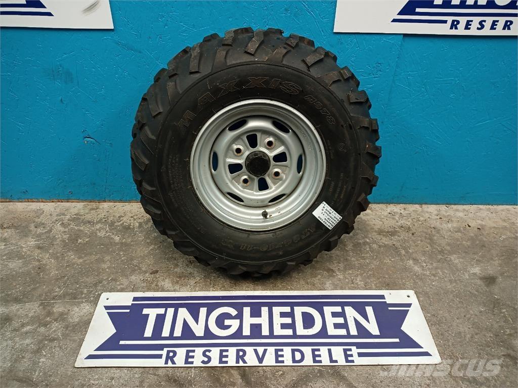  11 24x10-11 輪胎、車輪和輪圈
