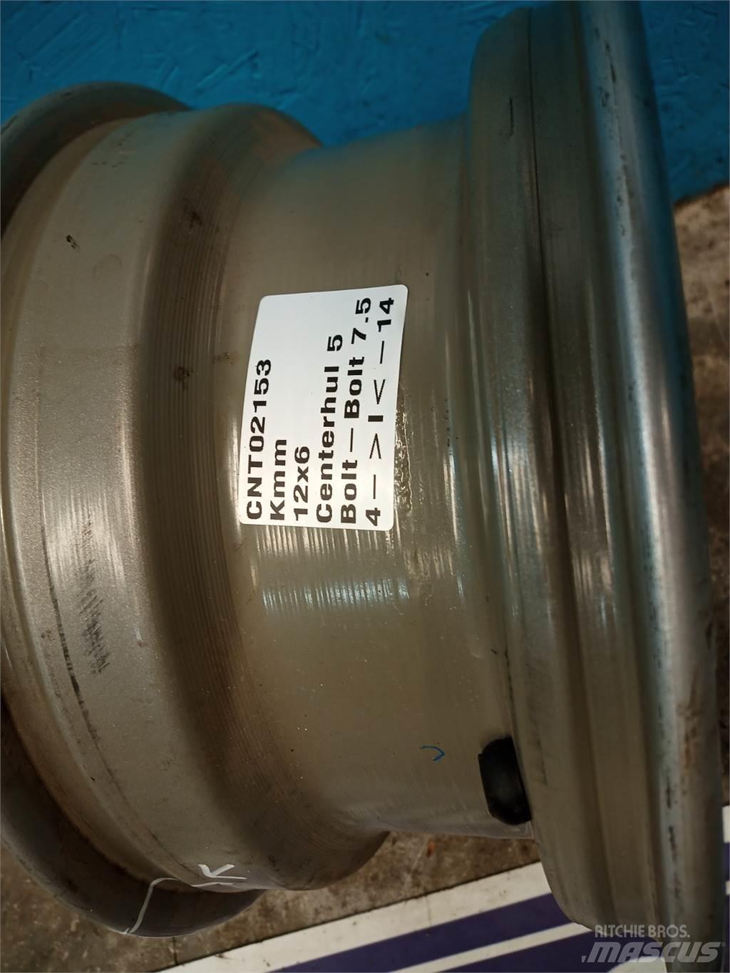  12 12x6.0AT 輪胎、車輪和輪圈
