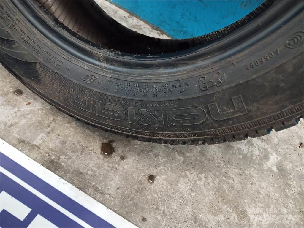  14 175/65R14 輪胎、車輪和輪圈