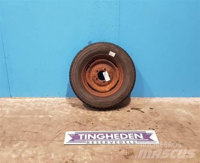  16 195/75R16 輪胎、車輪和輪圈