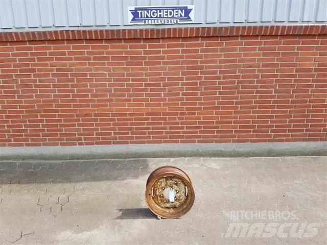  16 5.50FX16 輪胎、車輪和輪圈