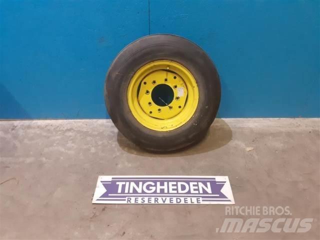  16 7.50-16 輪胎、車輪和輪圈