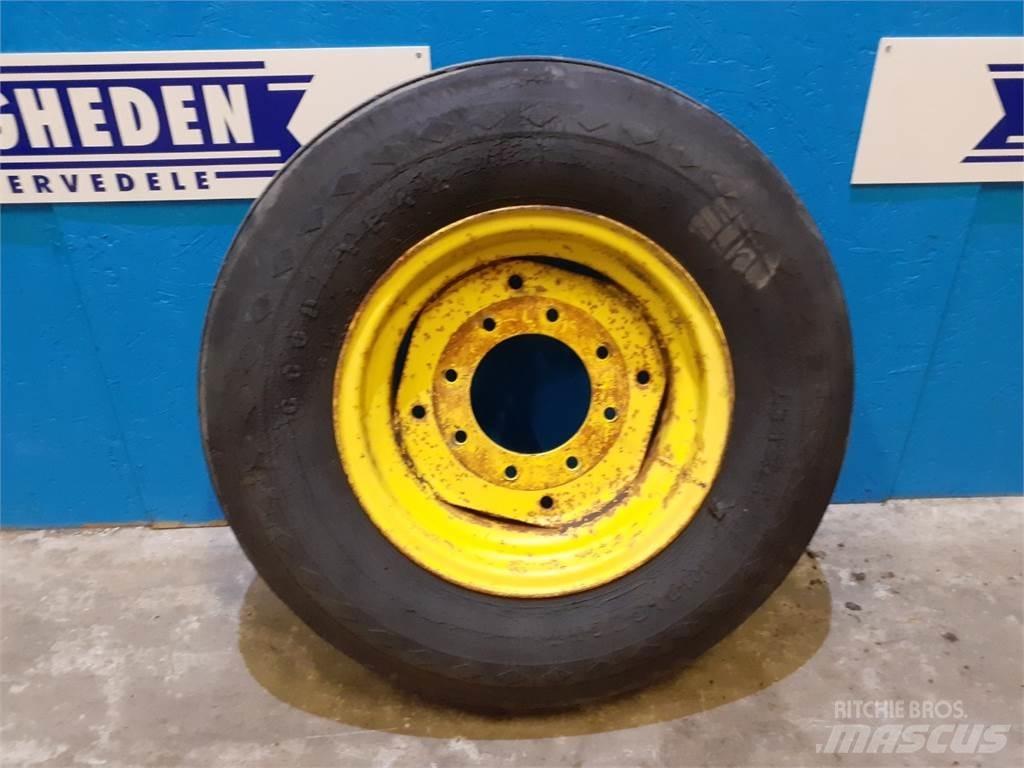  16 7.50-16 輪胎、車輪和輪圈