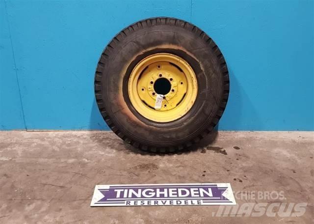  16 9.00R16 輪胎、車輪和輪圈