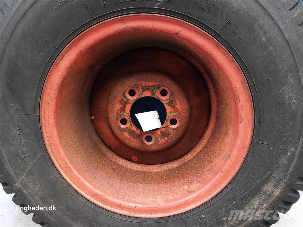  18 12.5/80-18 輪胎、車輪和輪圈