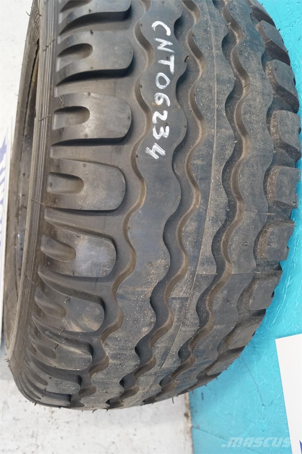  18 13.0/65-18 輪胎、車輪和輪圈