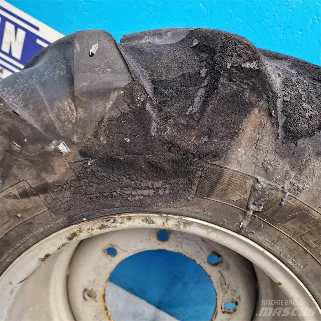  18 340/80R18 輪胎、車輪和輪圈