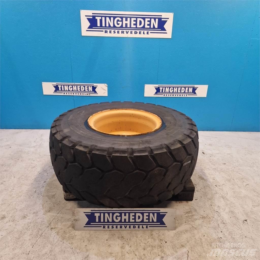  25 20.5R25 輪胎、車輪和輪圈