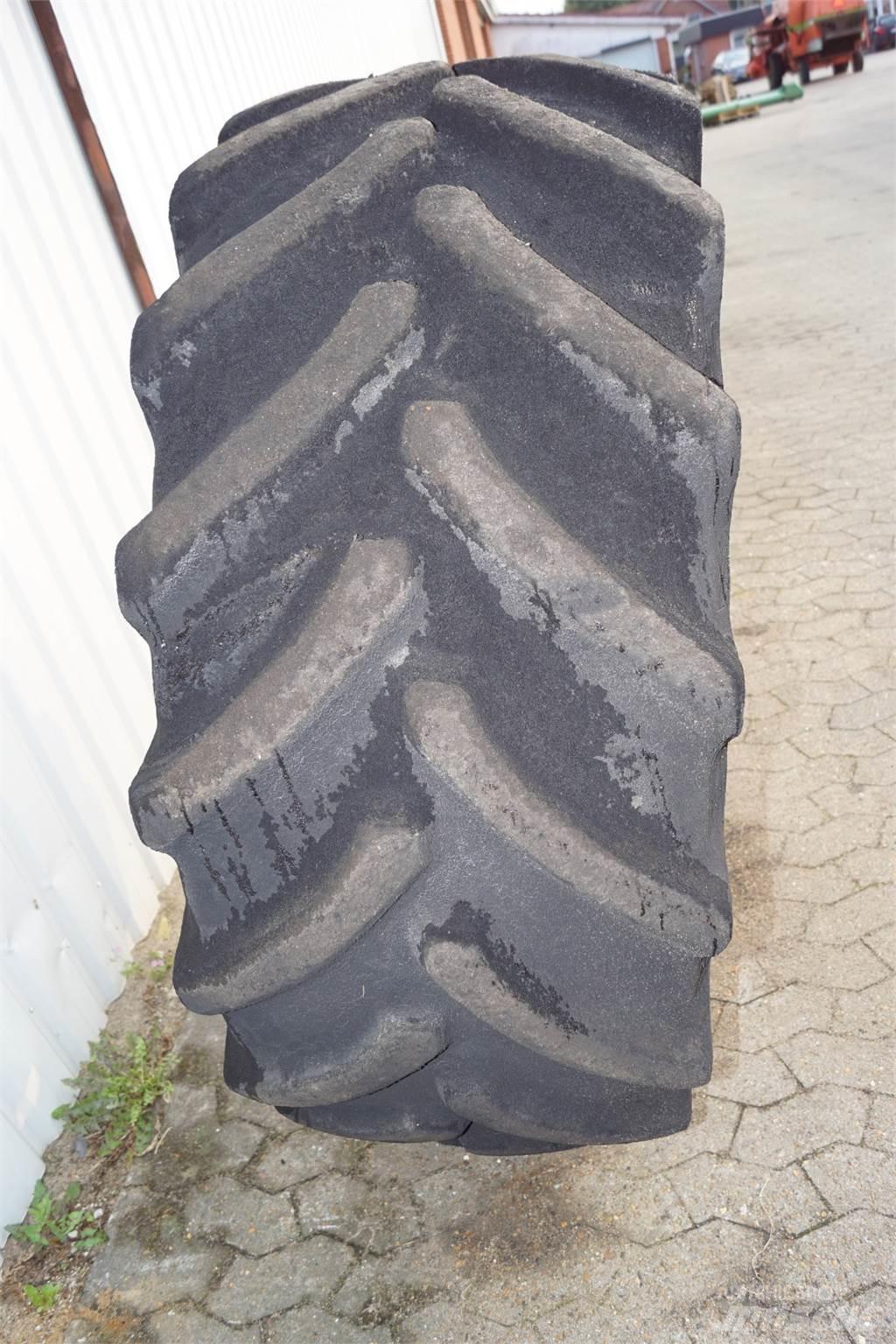  30 540/65R30 輪胎、車輪和輪圈