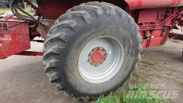 32 24.5-32 輪胎、車輪和輪圈