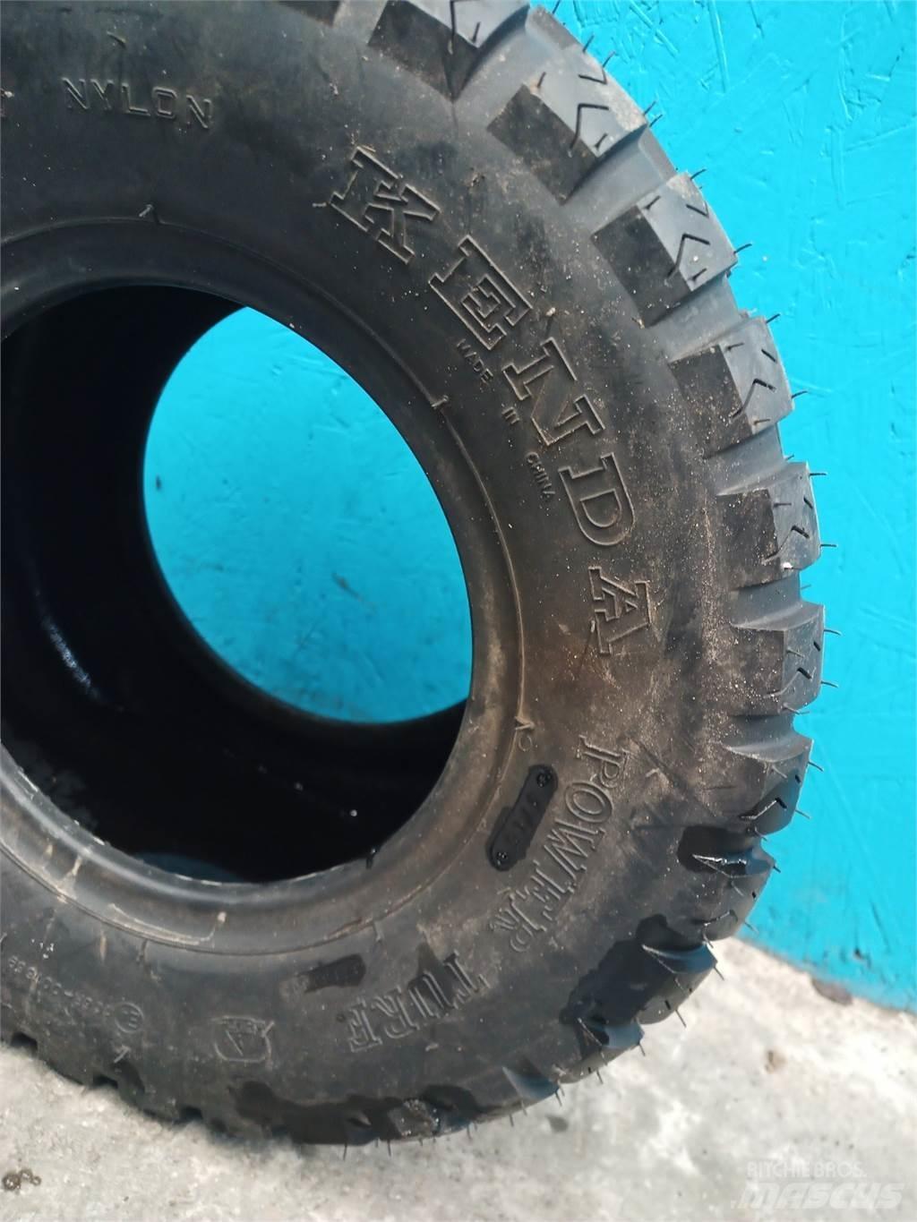  8 200/55-8 輪胎、車輪和輪圈