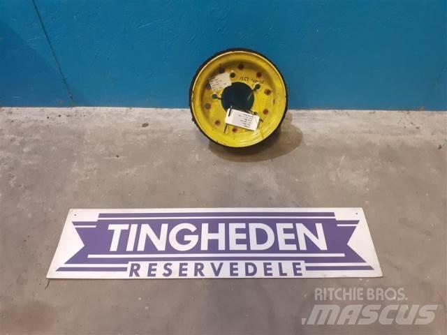  9'' 4.00Ex9 輪胎、車輪和輪圈
