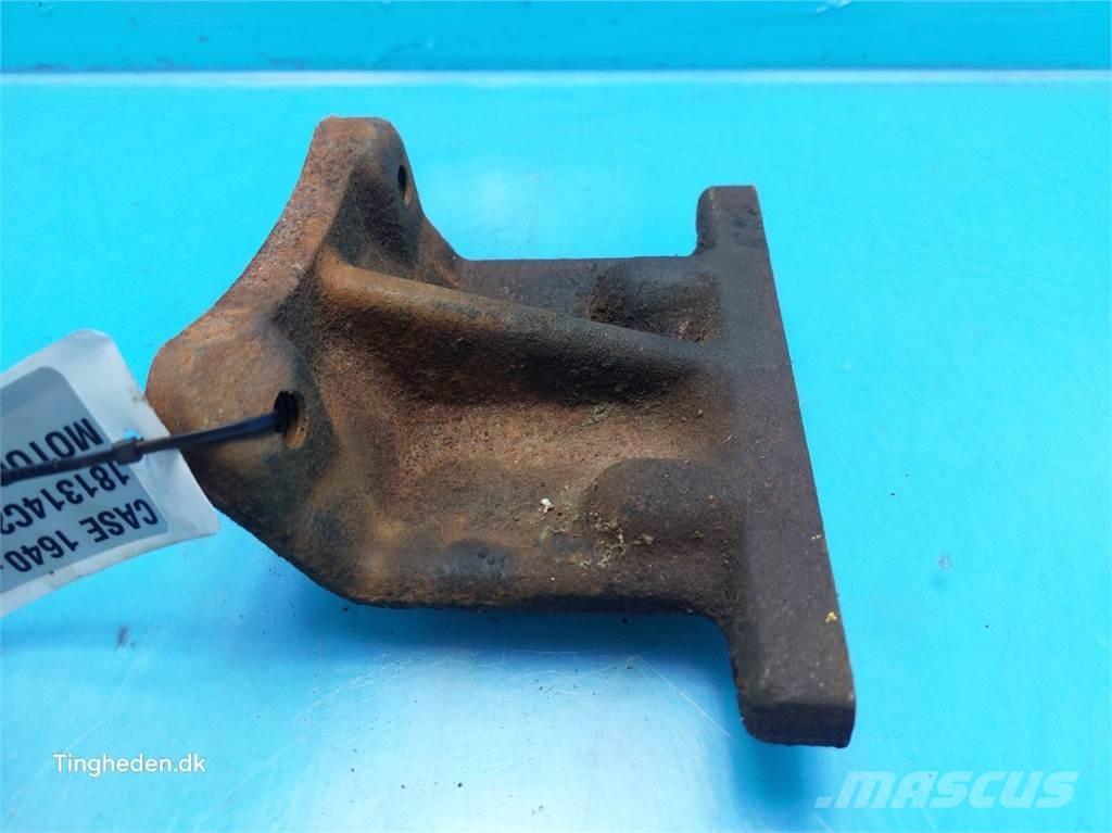 CASE 1640 引擎/發動機