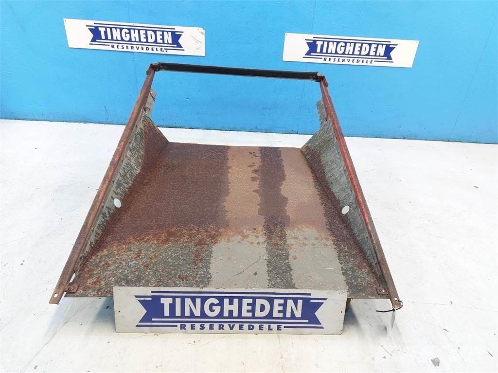 CASE 1660 砂鹽撒布機