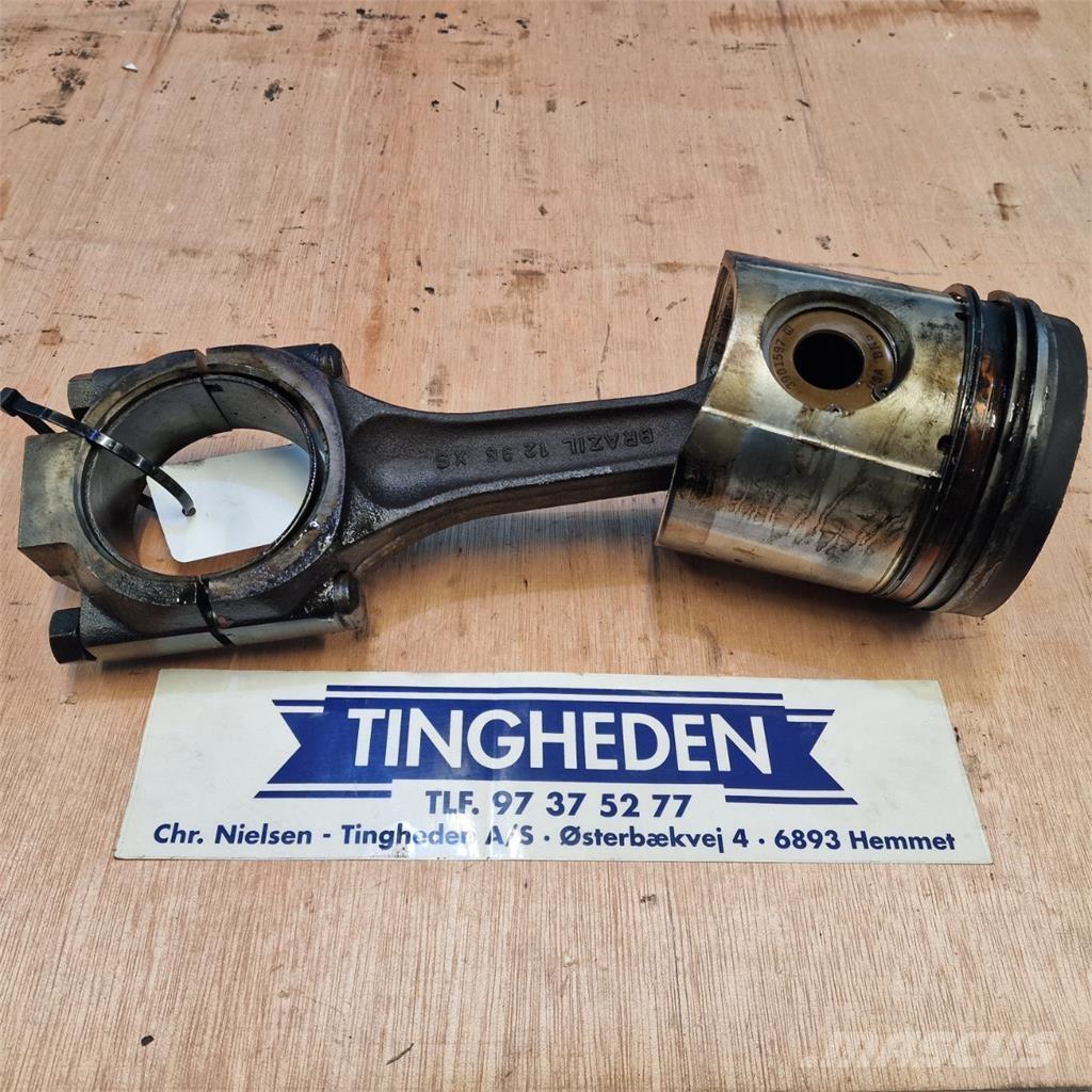 CASE 2188 引擎/發動機