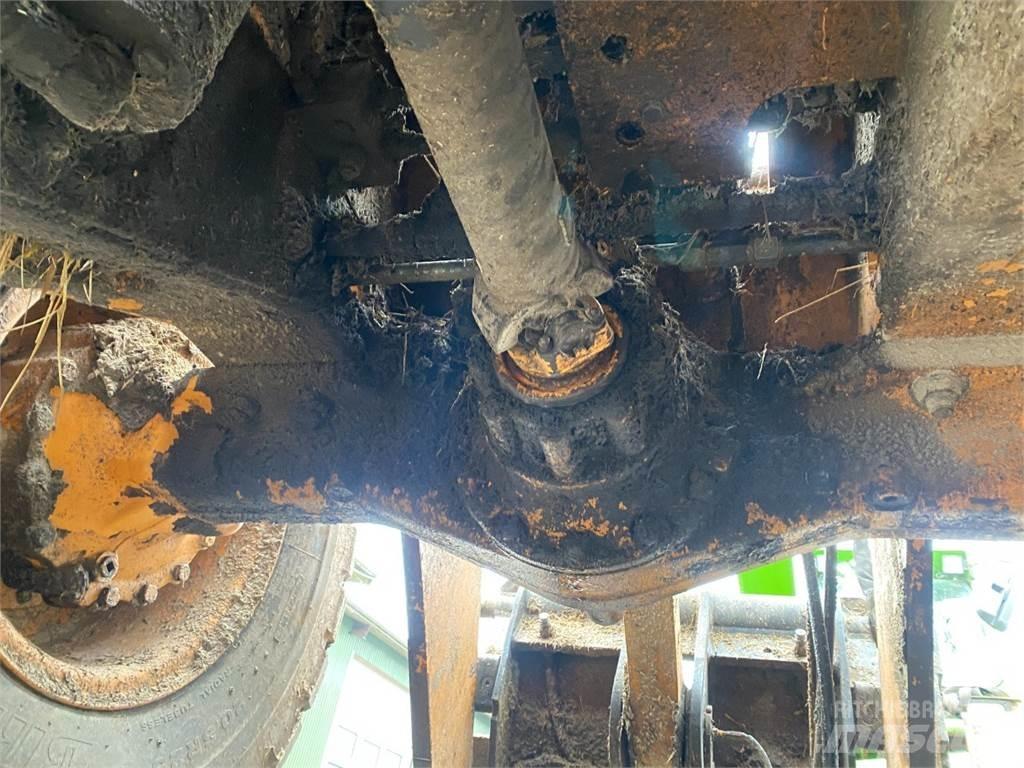 CASE 621D 輪胎式裝載機