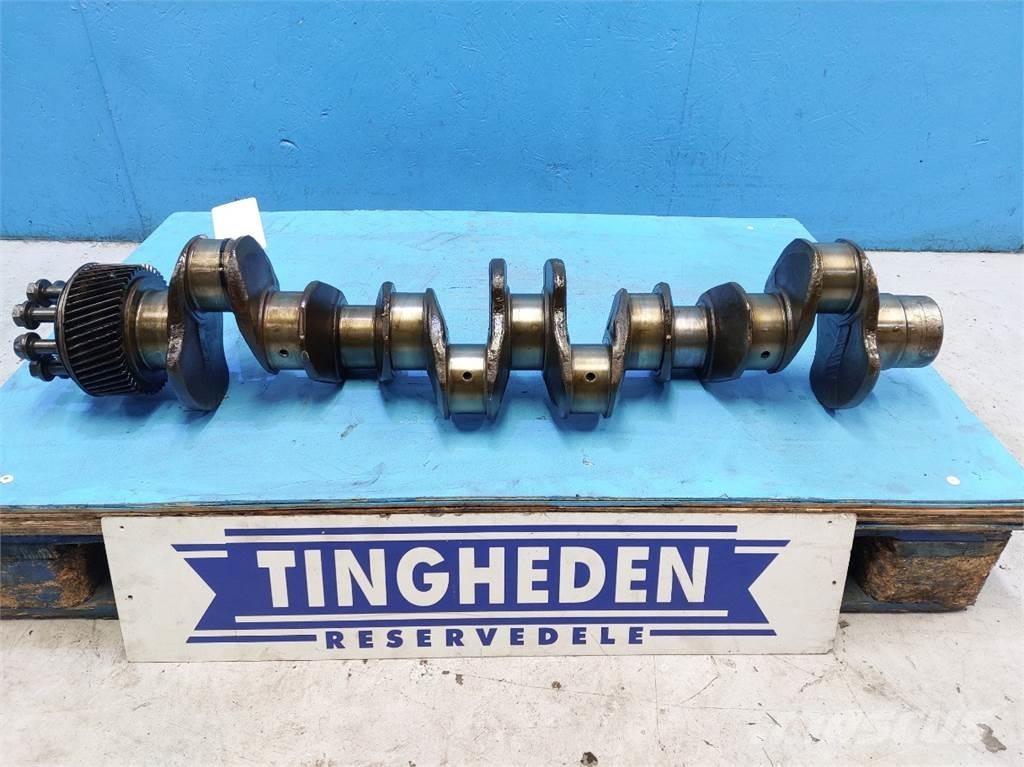 CASE 7010 引擎/發動機