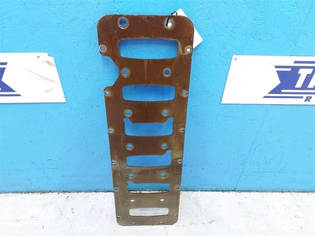 CASE 7010 引擎/發動機