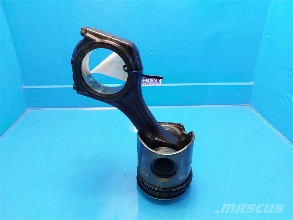 CASE 7010 引擎/發動機