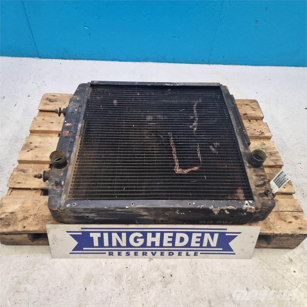 CASE 7130 散熱器/水箱