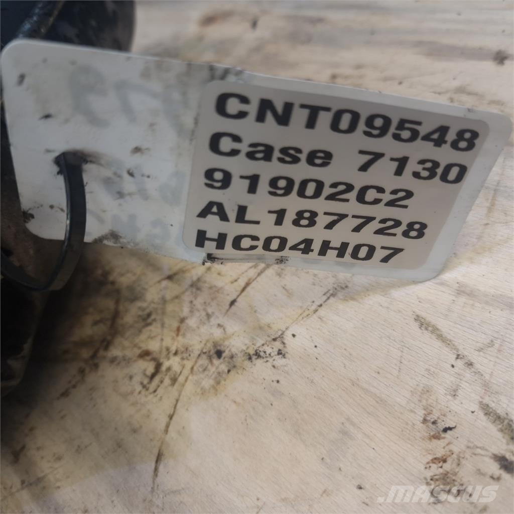 CASE 7130 電子設備