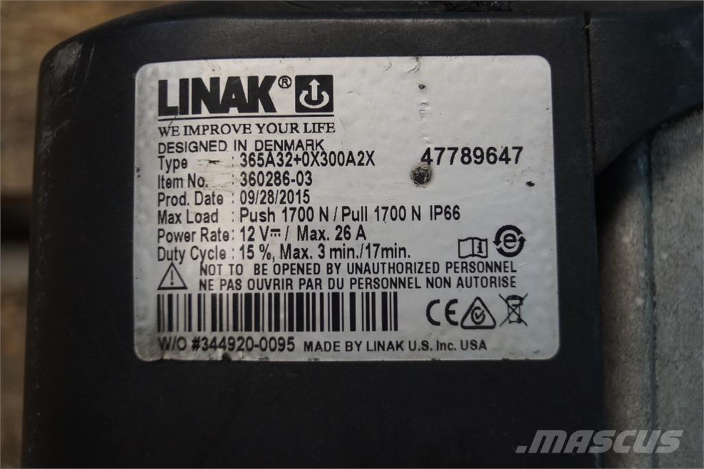 CASE 7240 電子設備