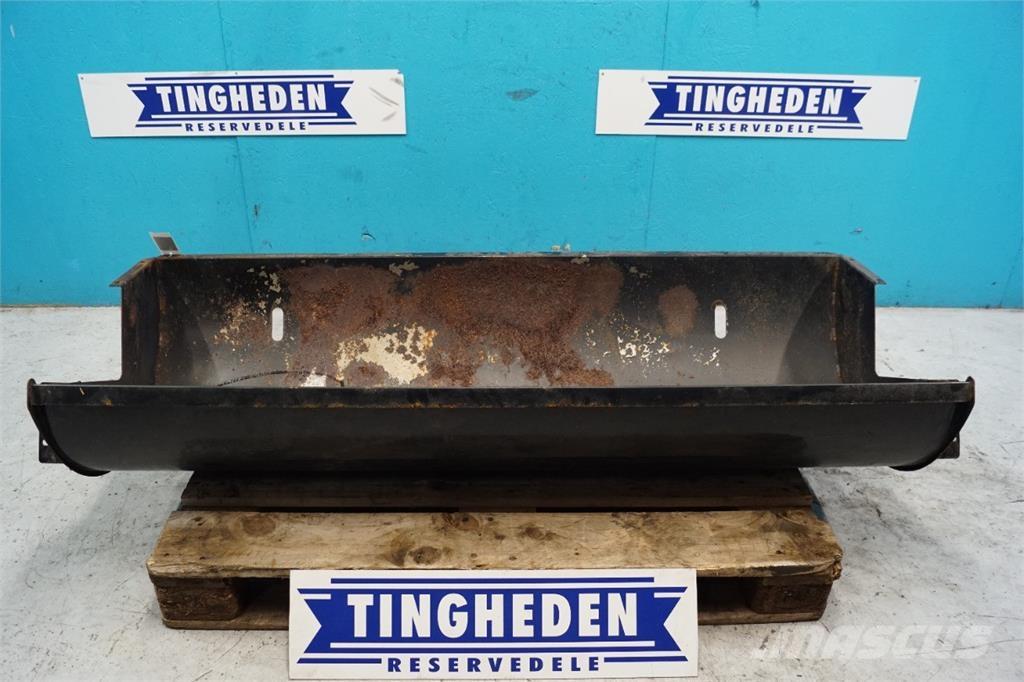 CASE 8010 砂鹽撒布機