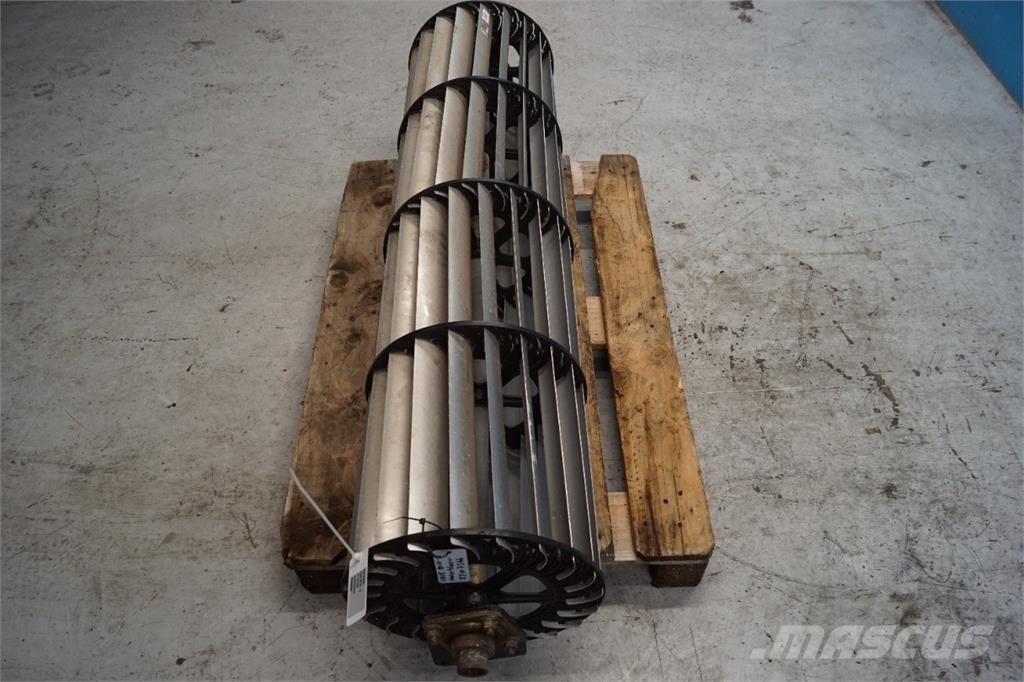 CASE 8010 砂鹽撒布機