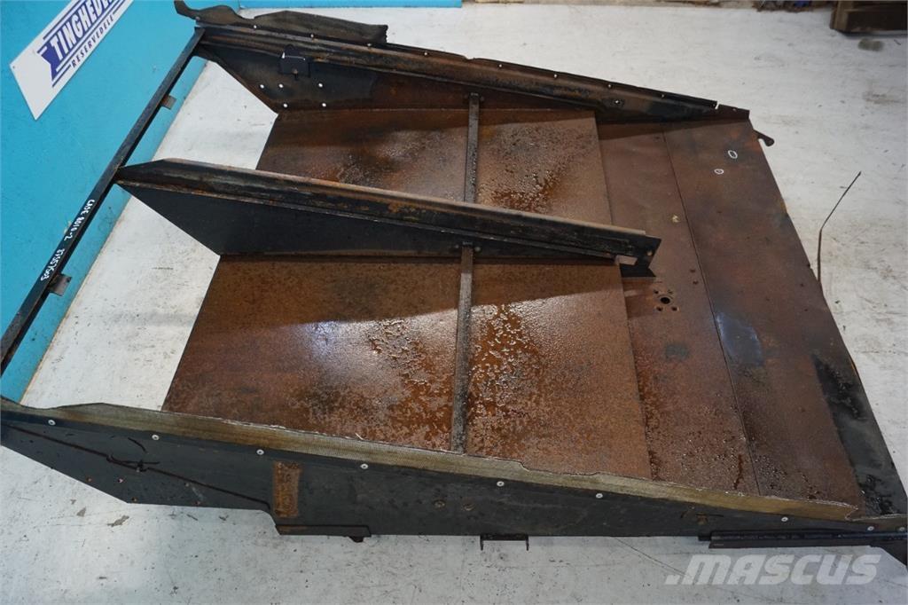 CASE 8010 砂鹽撒布機