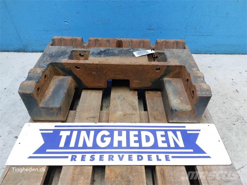 CASE 844XL 前配重塊