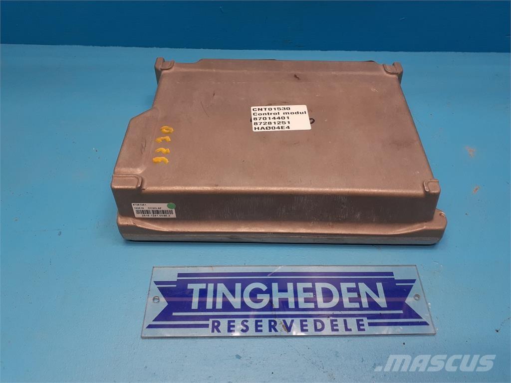 CASE 9230 電子設備