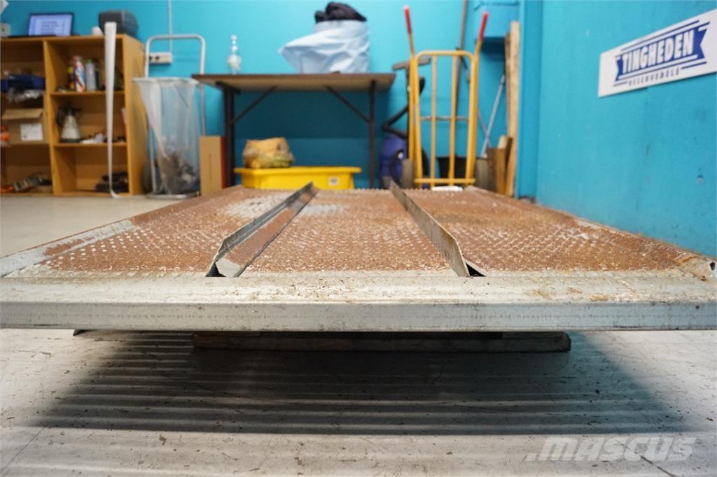 CASE 9230 砂鹽撒布機