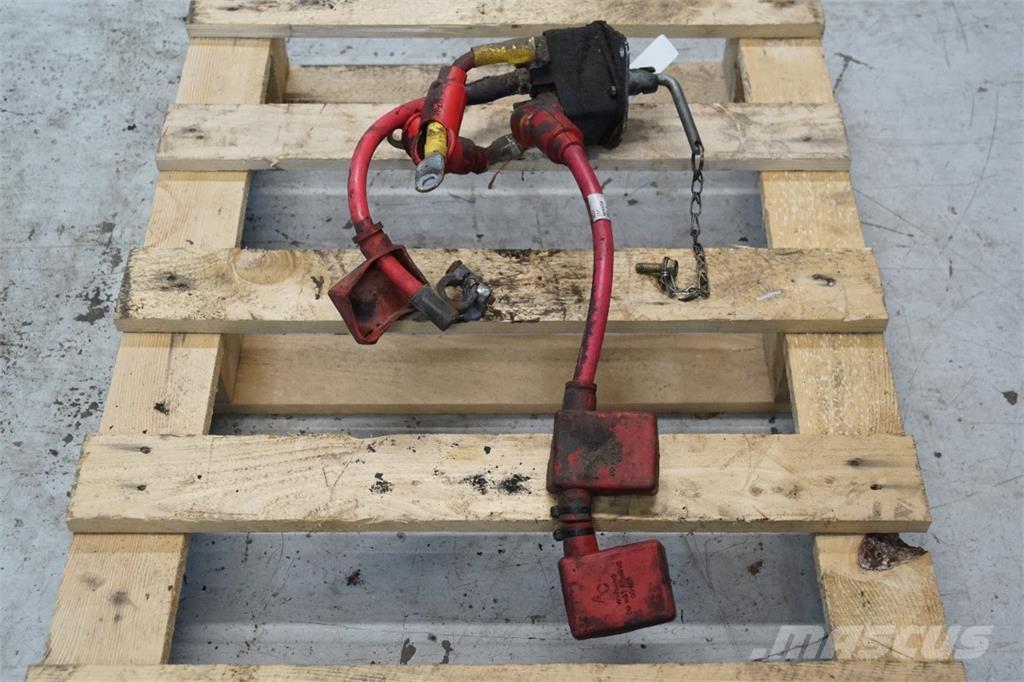 CASE 9230 電子設備