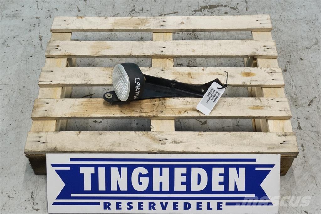 CASE 9230 電子設備