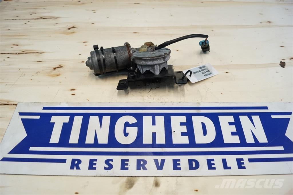 CASE 9230 電子設備