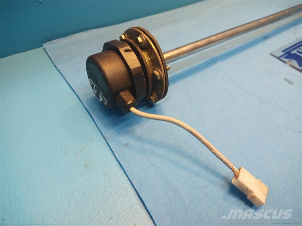 CASE CF80 電子設備