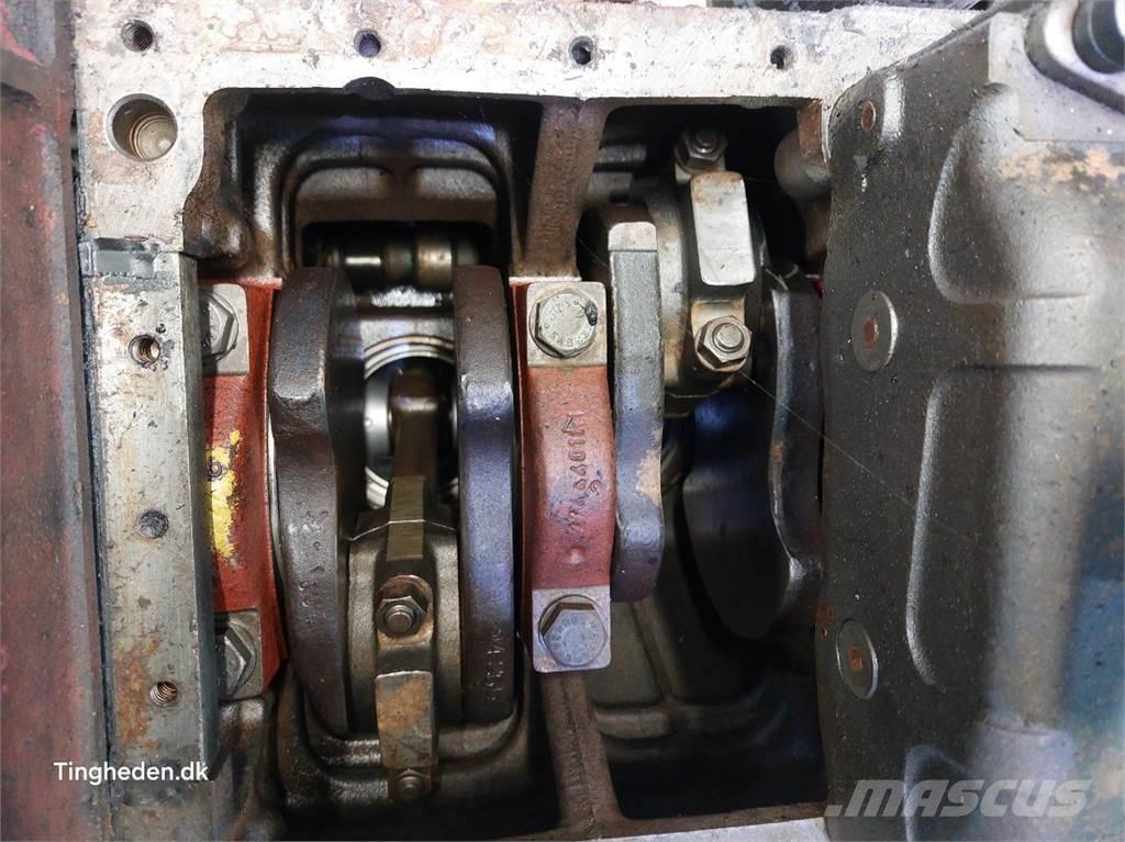 CASE D268 引擎/發動機