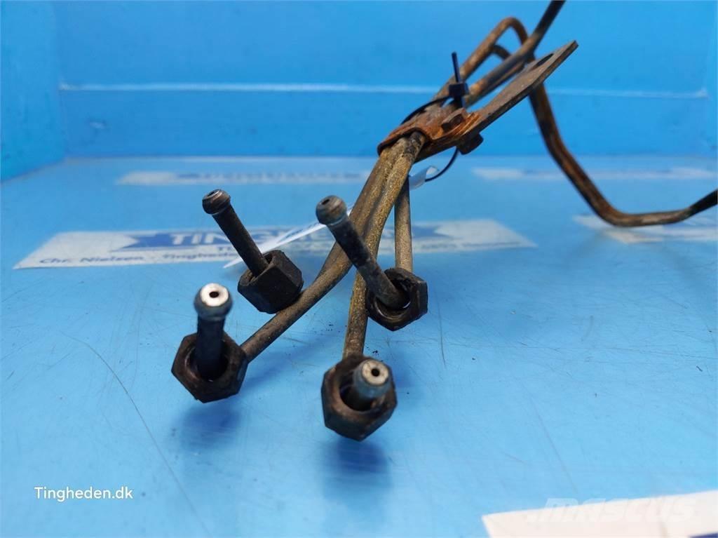 CASE Farmall 95A 引擎/發動機