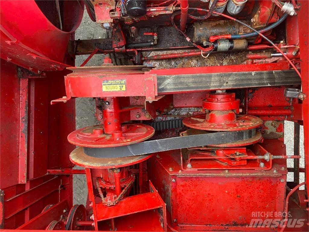 Case IH 1620 聯合收穫機