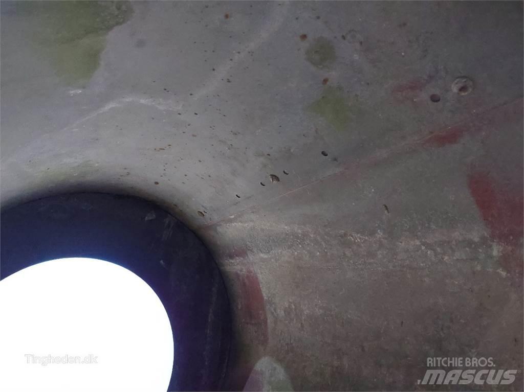 Case IH 1660 砂鹽撒布機