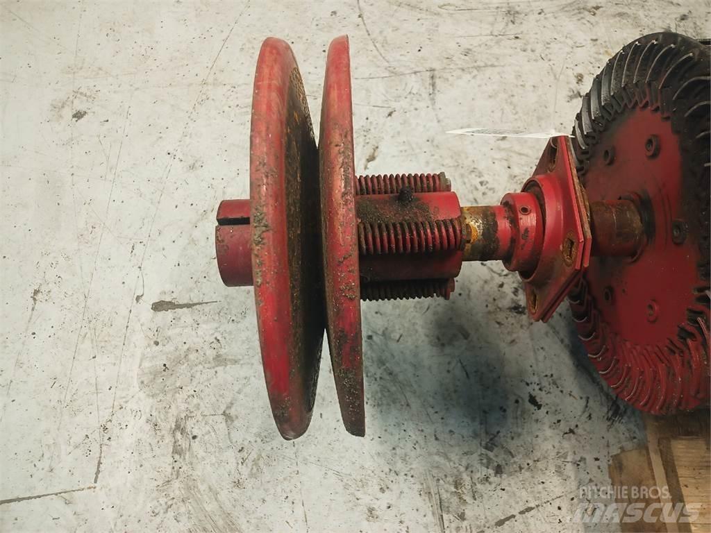 Case IH 2388 砂鹽撒布機