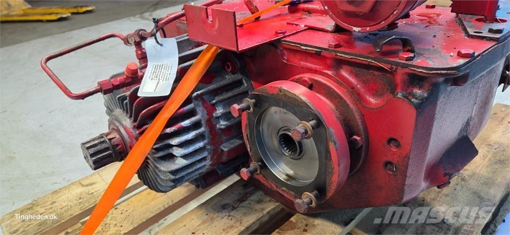 Case IH 2388 傳動裝置