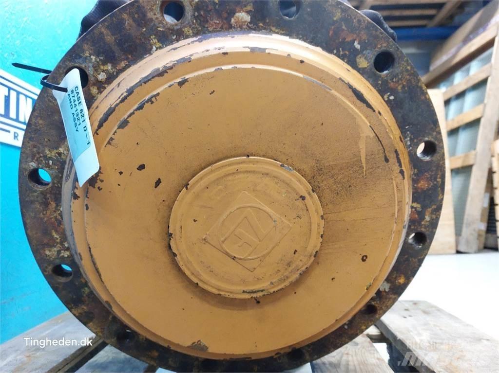 Case IH 621D 軸