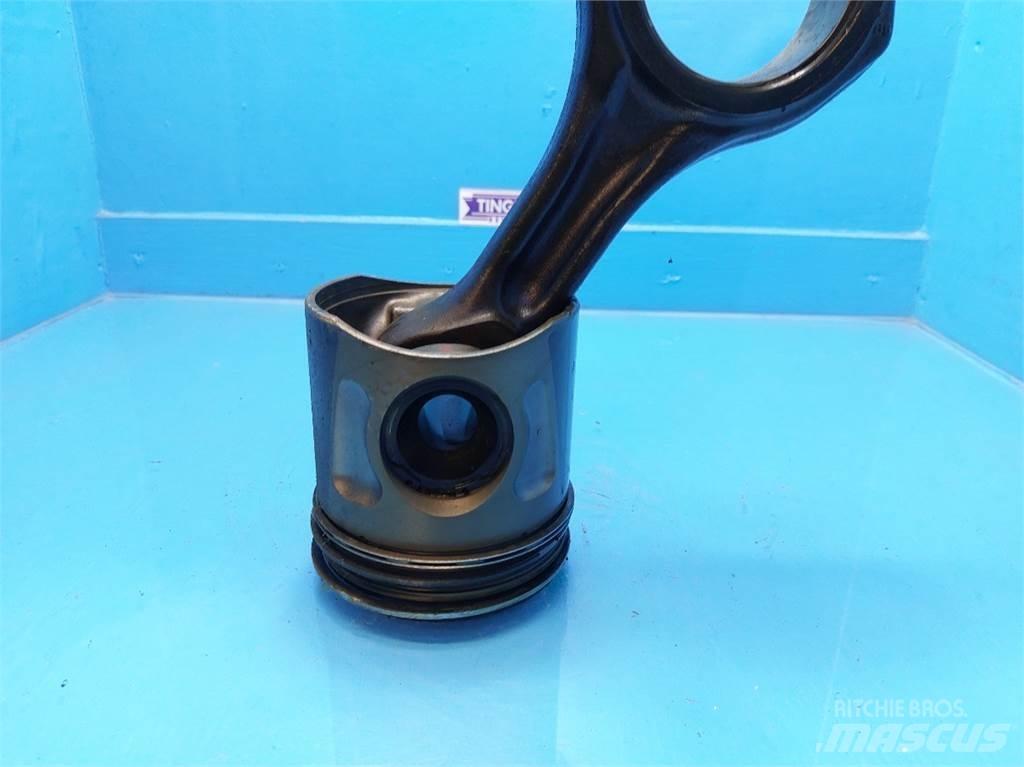 Case IH 7010 引擎/發動機