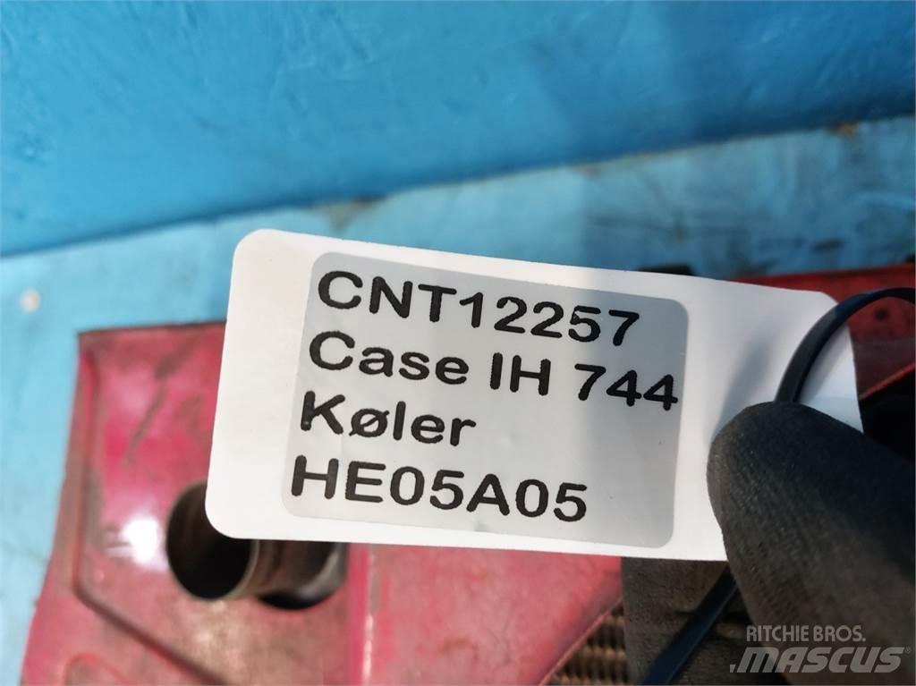 Case IH 744 散熱器/水箱