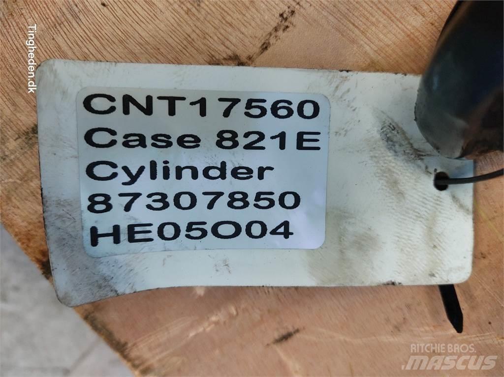 Case IH 821E 油壓