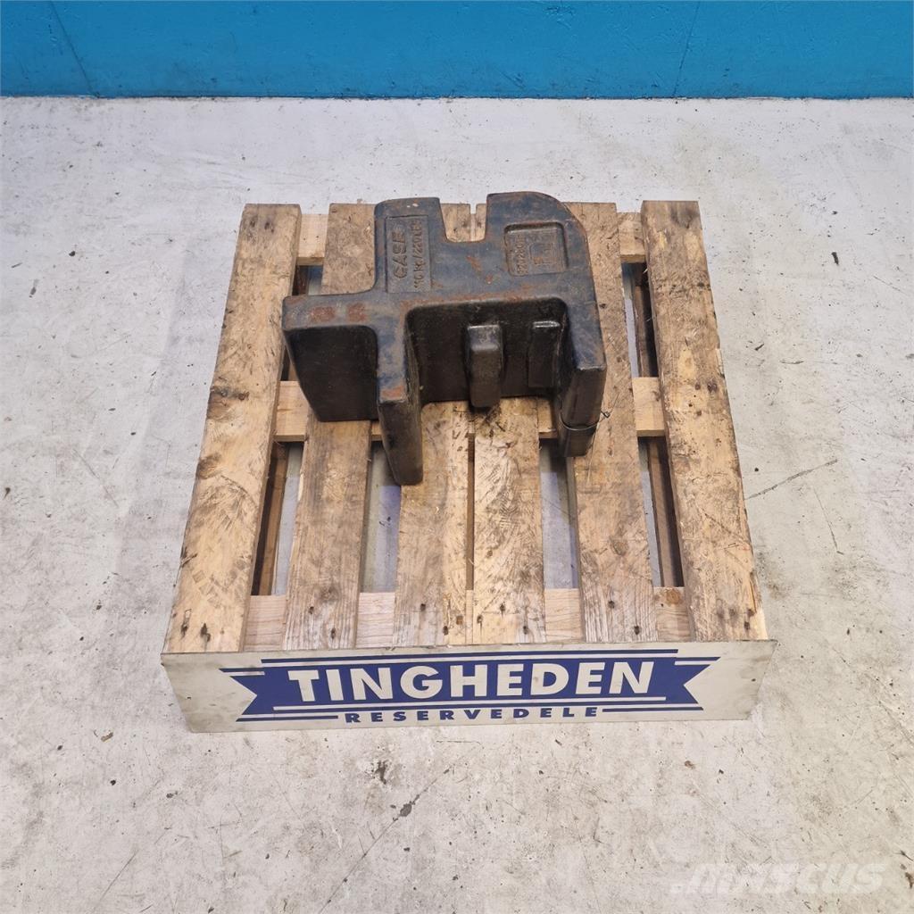 CASE Puma 200 前配重塊